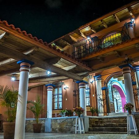 Hotel Tierra Maya San Cristobal de las Casas Exterior photo
